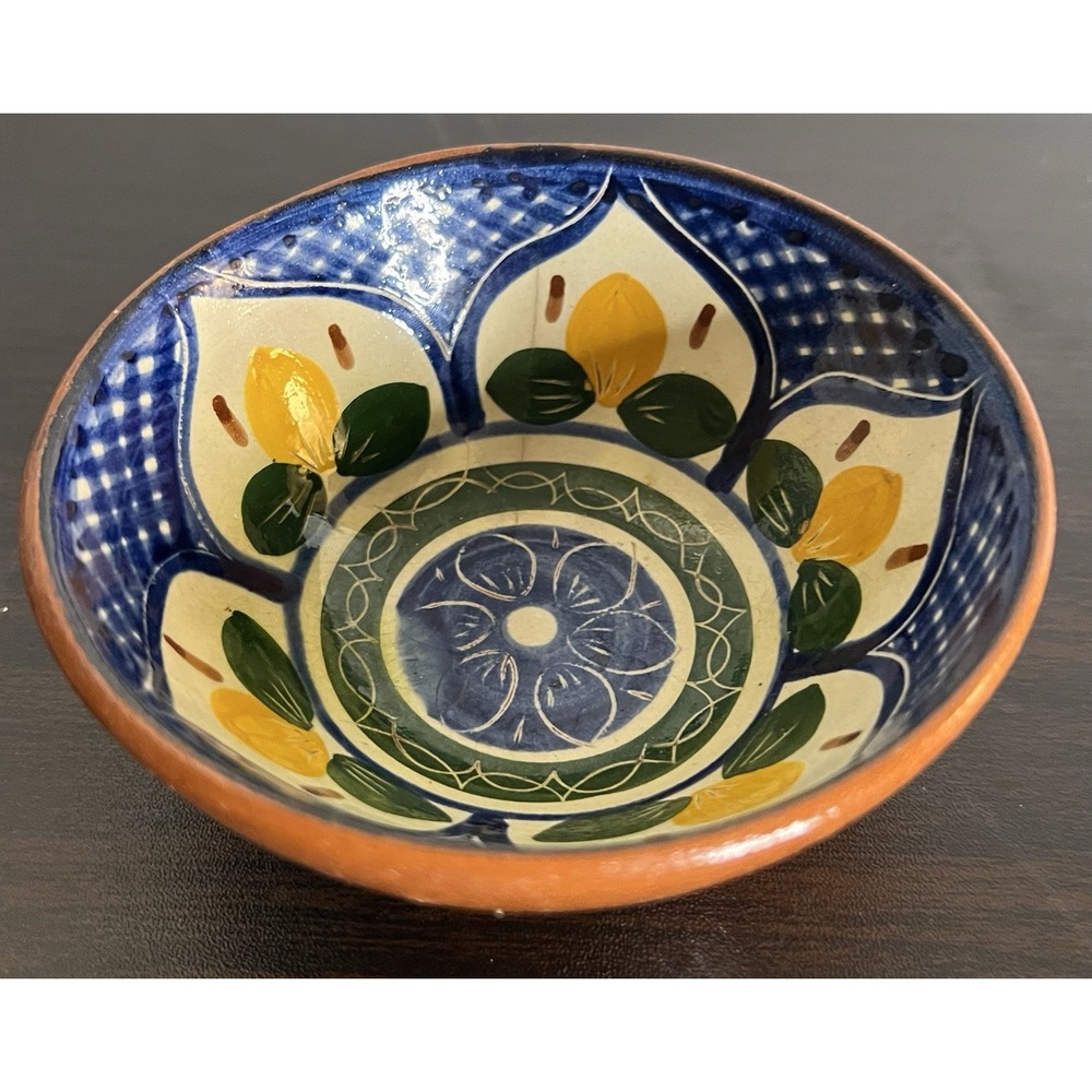 El‎ Taller de Agustin Portugal Handmade Mexican Pottery Bowl Blue Yellow Floral